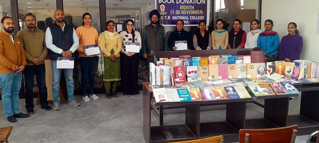 Donation of books for college library by students
