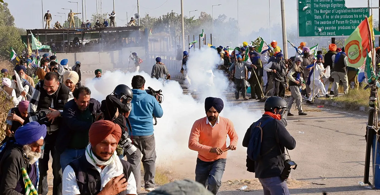 Delhi exodus: Haryana police blocked the path of farmers