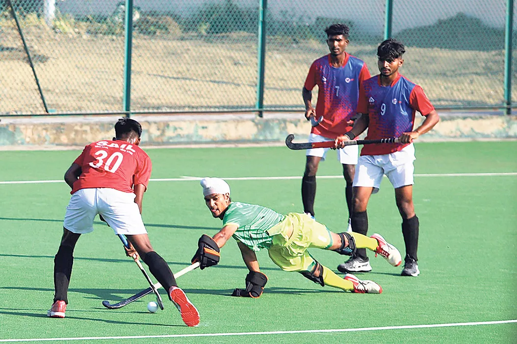 Surjit Hockey Academy and Steel Authority in the final