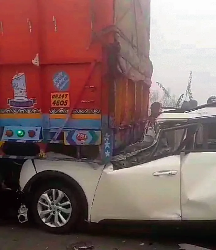 Five vehicles collided on the Saharanpur-Ambala road due to fog