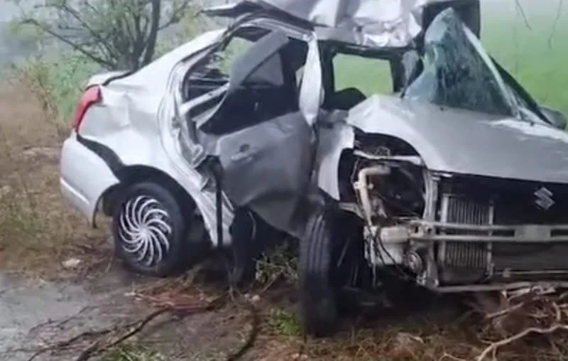 Road Accident: Driver killed, two injured due to car hitting a tree