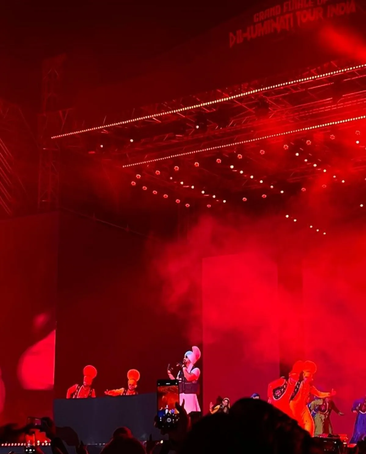 Diljit Dosanjh’s ‘Dil-Luminati India Tour’ ended by ‘stealing the hearts’ of countless fans.