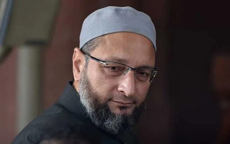 Modi, Kejriwal two sides of same coin: Owaisi