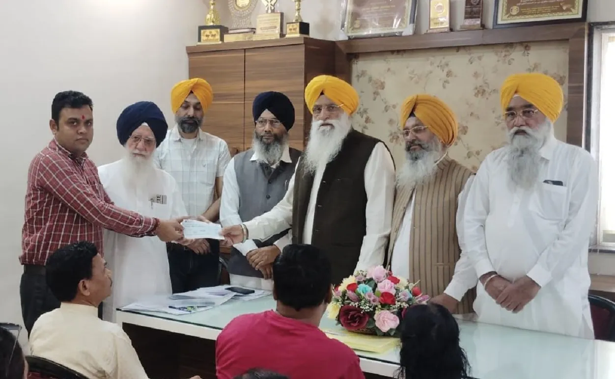 : The Shiromani Committee Rs.344 lakh has given Rs 13.44 lakh for Sikh children’s children’s fees