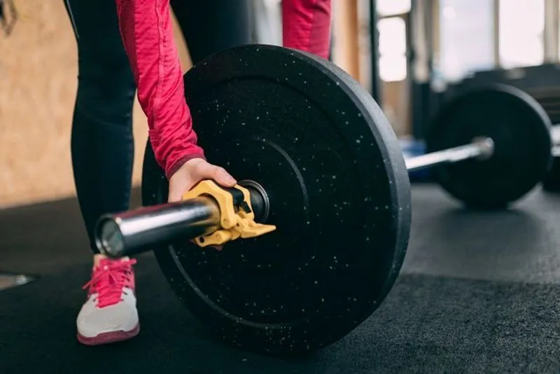 Power-Lifter Dies During: Women’s Power-Lifter died due to death of 270 kg of rod neck during practice