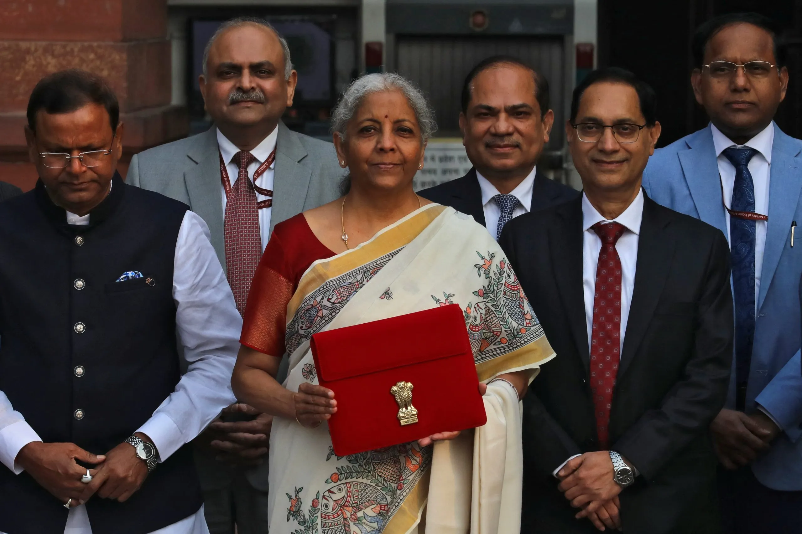 Budget 2025 Setmun presents retail budget by