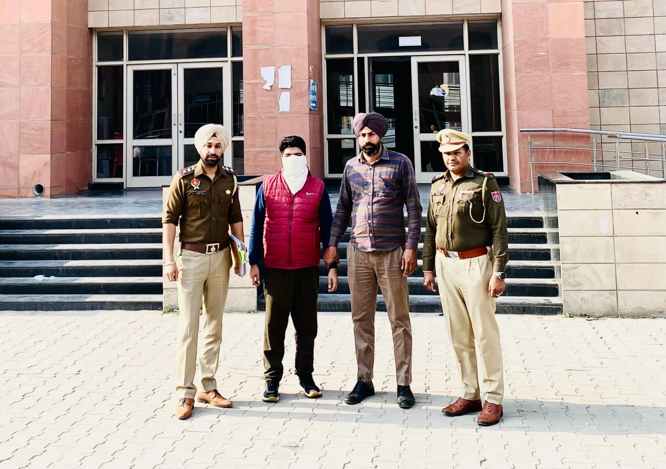 PUNJAB NEWS: Fake Website of Mining Department; Arrested arrested by issuing fake permits